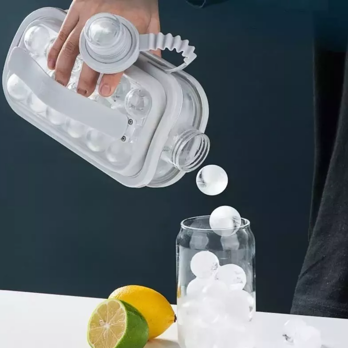 IceBall Bottle™ | Botella Molde para Cubos de Hielo