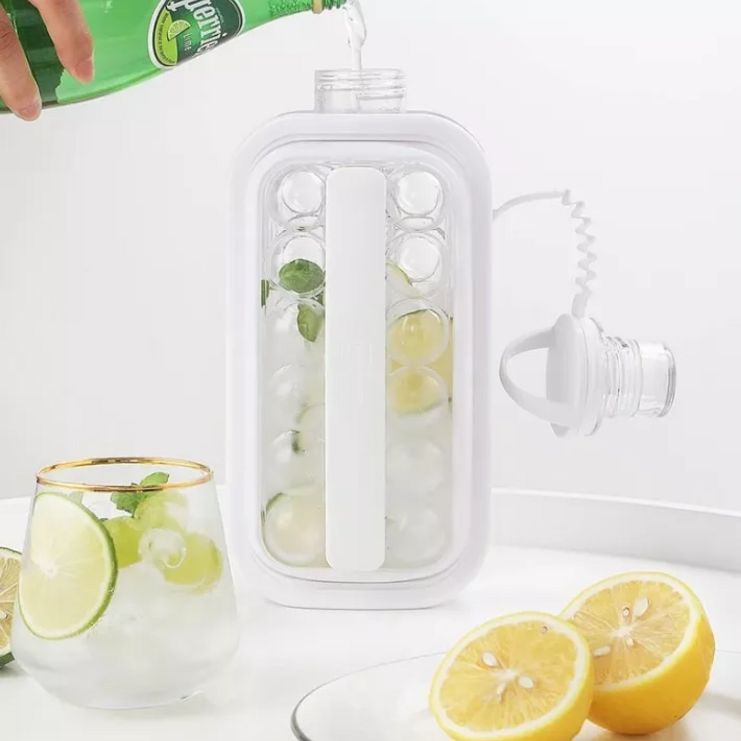 IceBall Bottle™ | Botella Molde para Cubos de Hielo